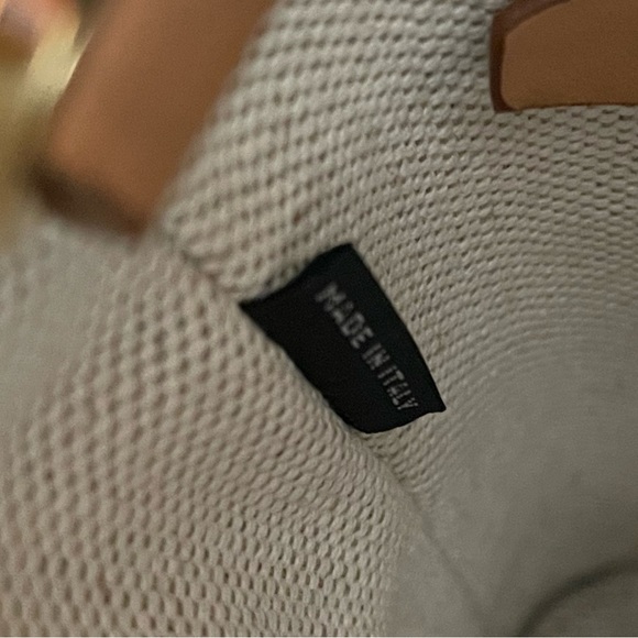 Prada Logo Print Mini Bucket Bag - Picture 15 of 15